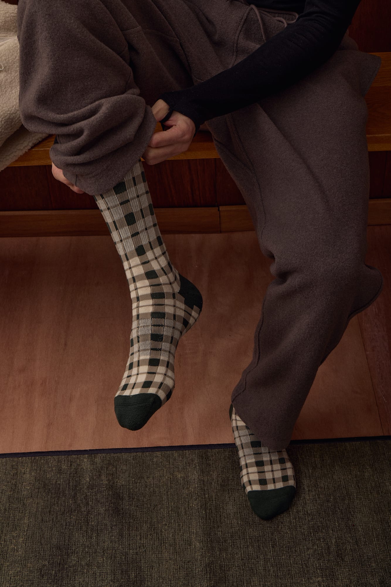 Cabin Stay Crew Sock - Image 17