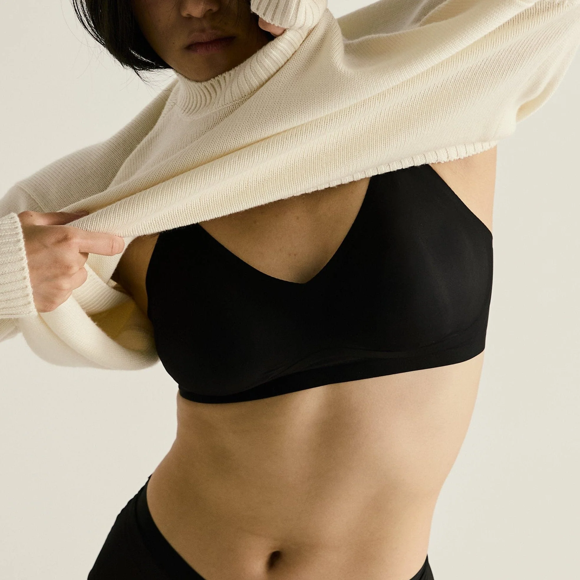 GlowTint™ Travel Bra - Image 2